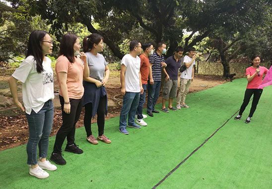 “挑战自我，，，，，凝聚实力，，，，，熔炼一流团队” 广东美高梅集团4688am检测户外拓展活动