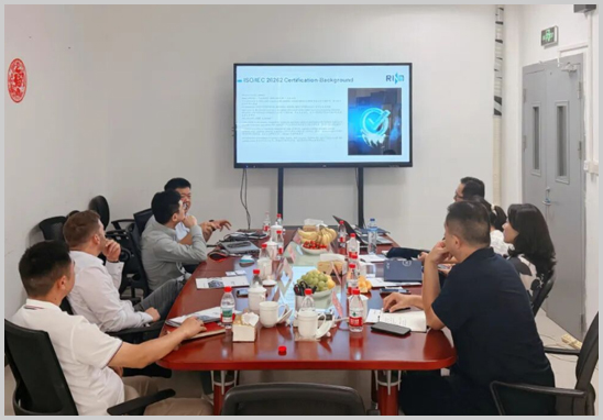 RINA（意大利船级社）一行到访美高梅集团4688am南京汽车检测实验室-1.jpg